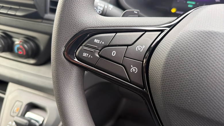 Renault Trafic Swb Diesel SL30 Blue dCi 150 Advance [Safety] Van EAG9